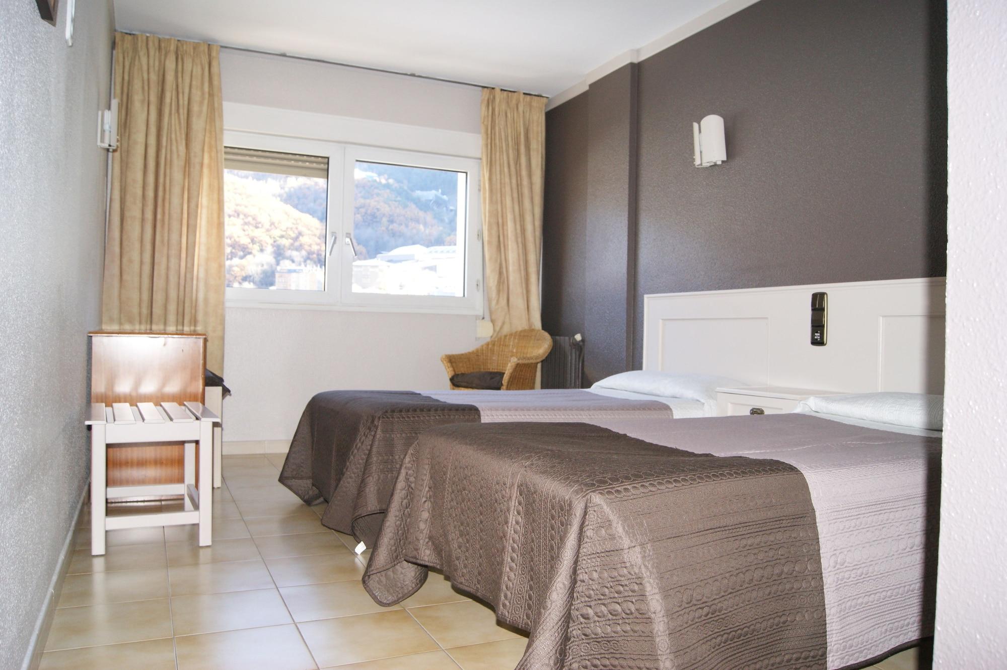 Hotel Font Del Marge Andorra la Vella Kültér fotó