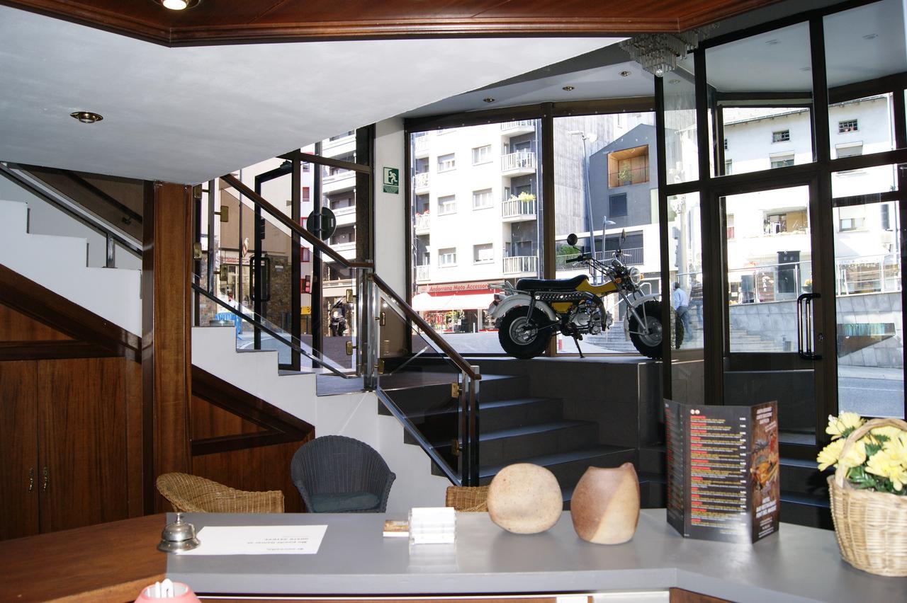 Hotel Font Del Marge Andorra la Vella Kültér fotó