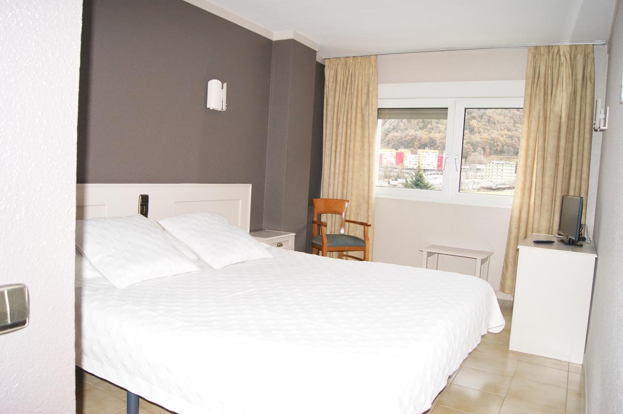 Hotel Font Del Marge Andorra la Vella Kültér fotó