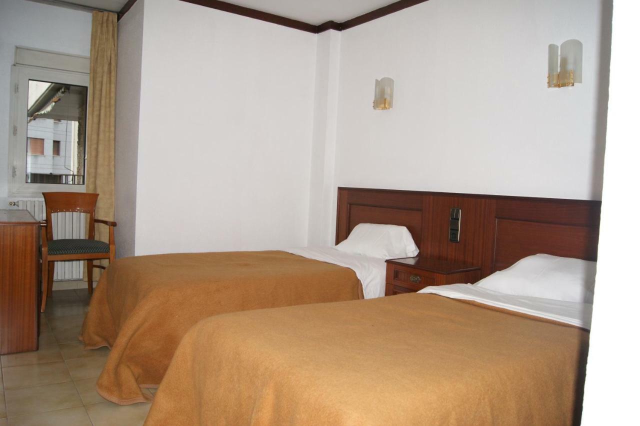 Hotel Font Del Marge Andorra la Vella Kültér fotó
